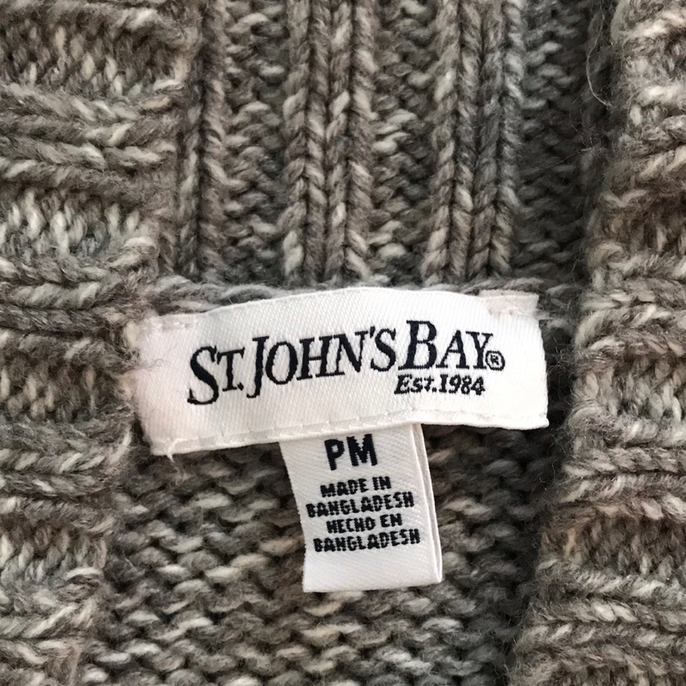 Sweater - Picture 2 of 3